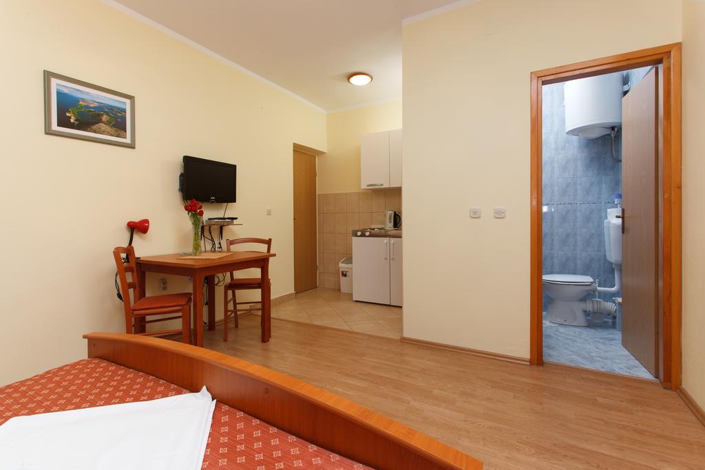 Apartments Vukusic 자보리치 객실 사진